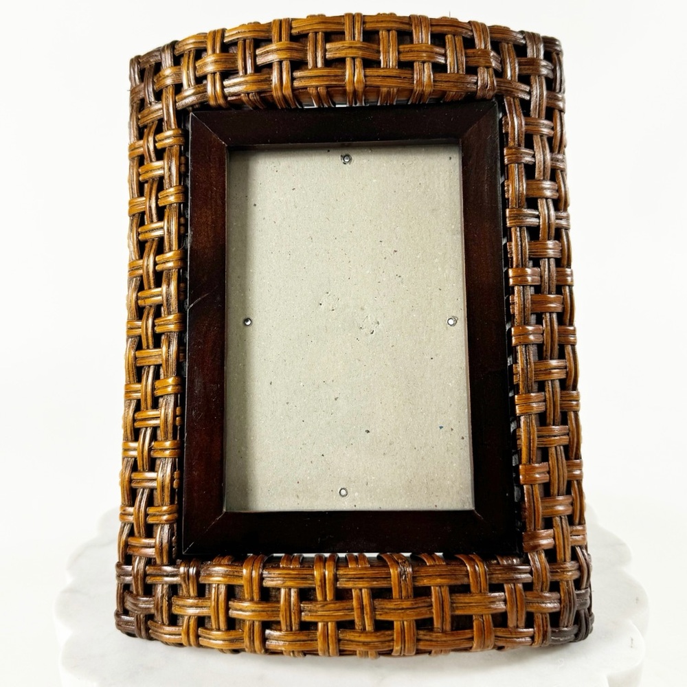 🎂 175. Vintage-Inspired Wicker Picture Frame 5x7 | Rustic Boho Shelf Decor